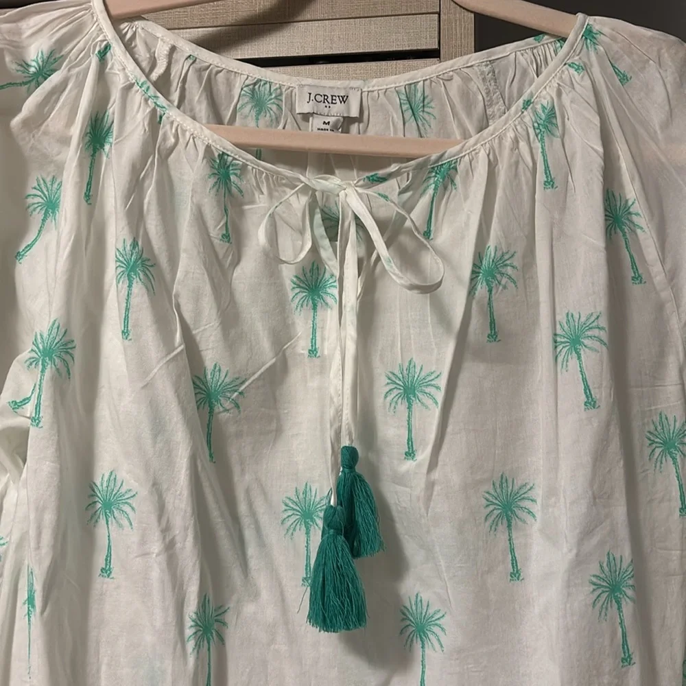 NWT JCrew palm tree printed blouse, size M - Picture 2 of 6
